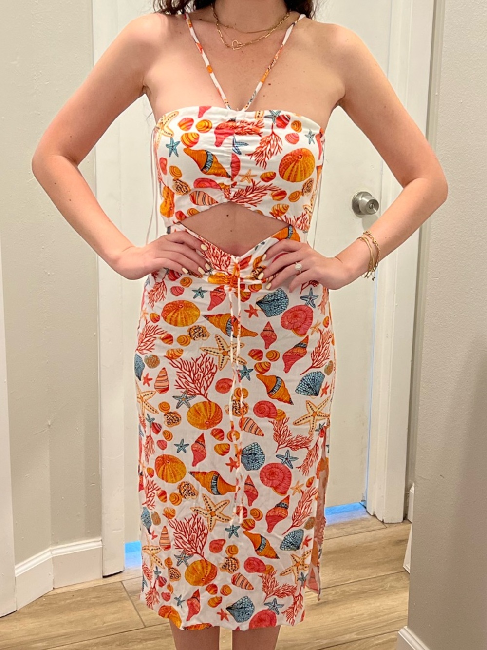 Shell Cutout Midi Dress in White and Orange